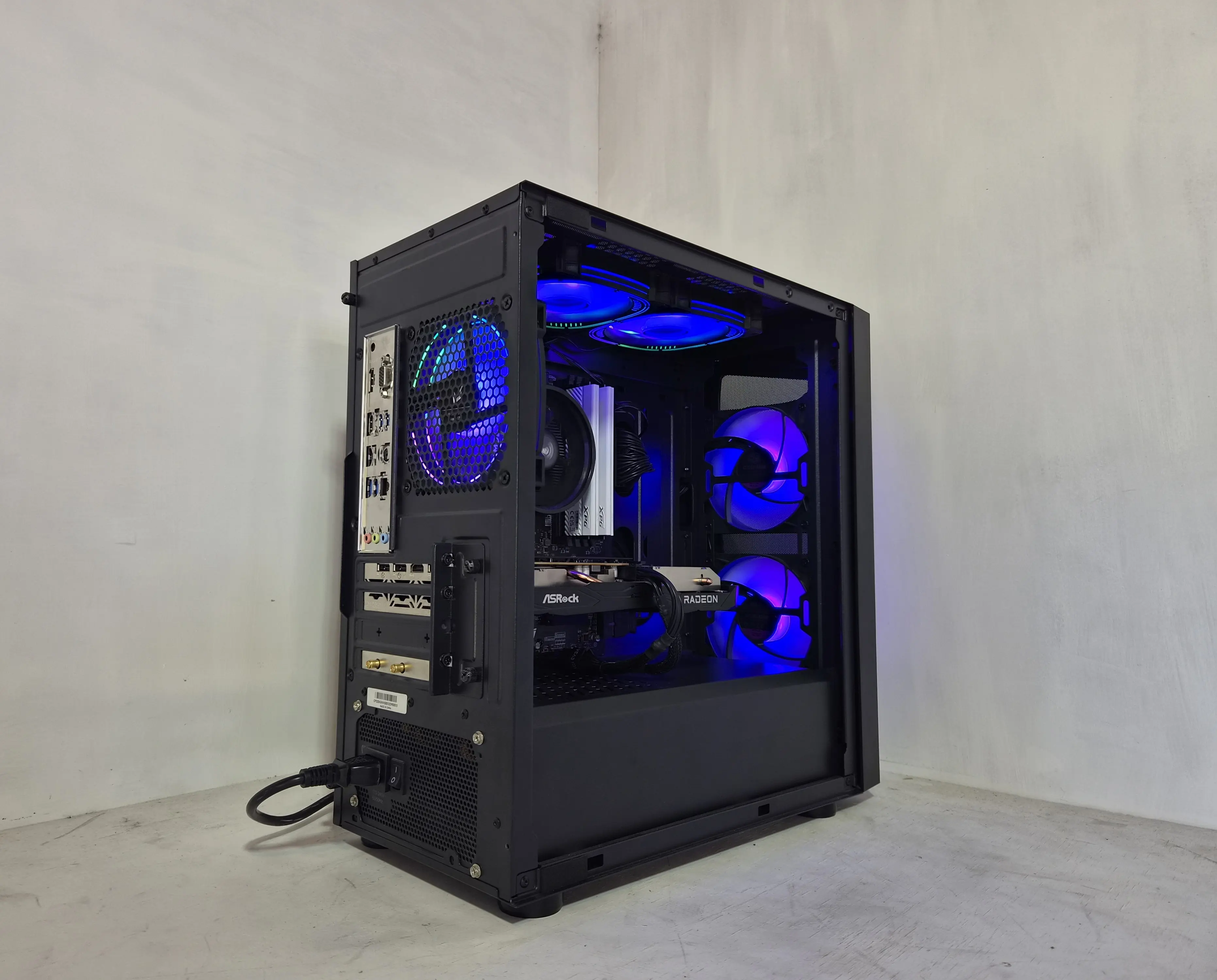 Gaming AMD Ryzen 5600x +RX 6600 8GB + 16GB 3200Mhz + 500GB M.2 + Win 11 Pro + Wifi/BT image 5