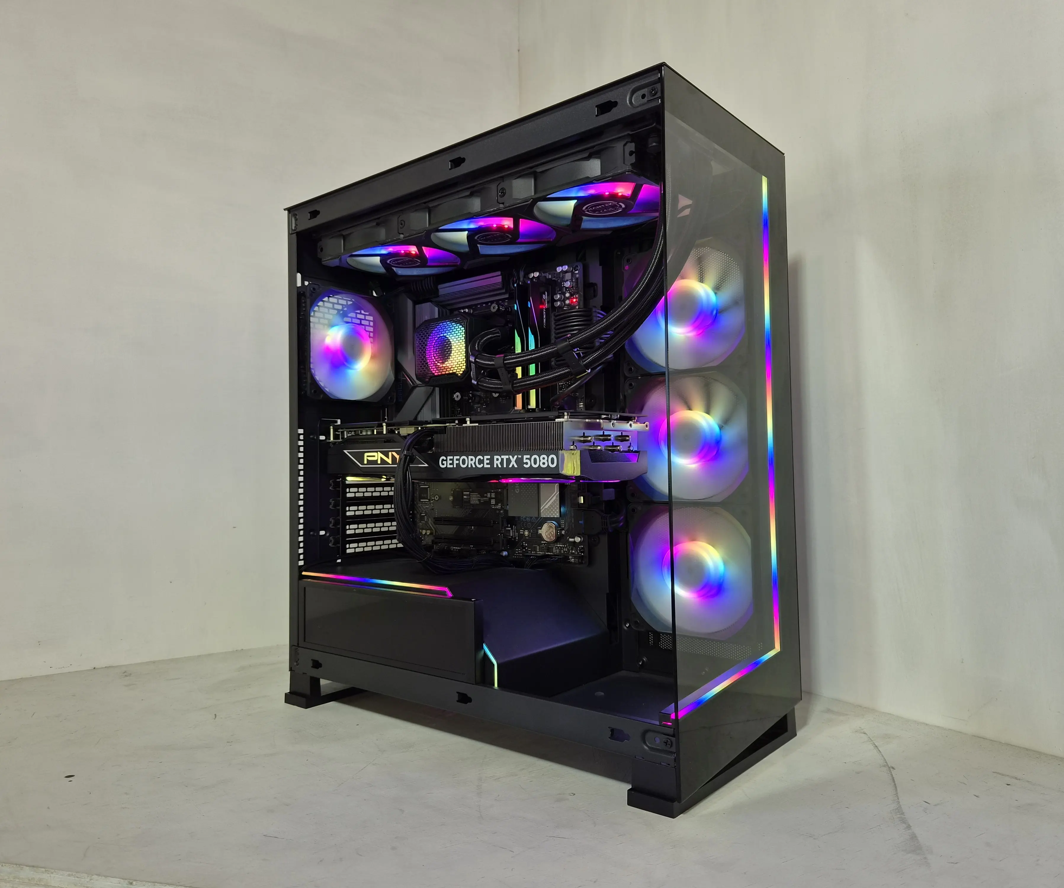 HIGH END GAMING Ryzen 9800x3D | RTX 5080 16GB | 64GB DDD5 | 4TB M.2 | Win 11